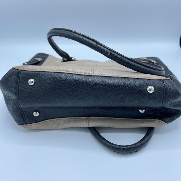 Tignanello Perfect Pockets Tote Colorblock Pebbled Leather Taupe/Black - Picture 8 of 14